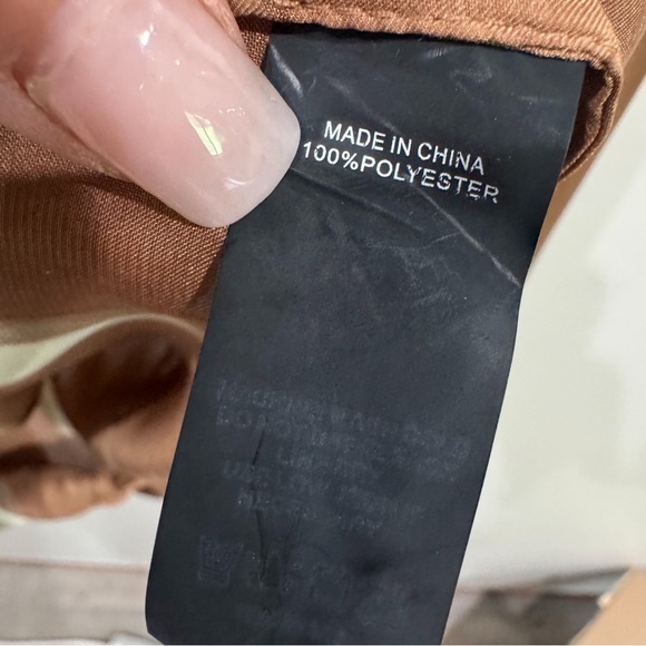 Vince Camuto flowy chiffon bubble sleeve top ❤️ - Picture 5 of 6